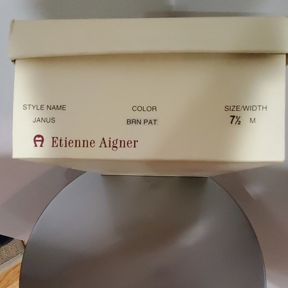 Sandals - Picture 5 of 5